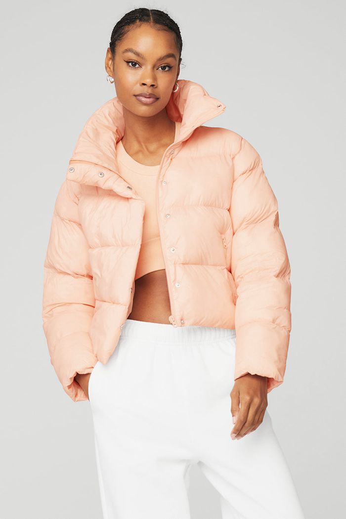 Beige Alo Yoga Gold Rush Puffer Women's Jackets | 45872OSKZ