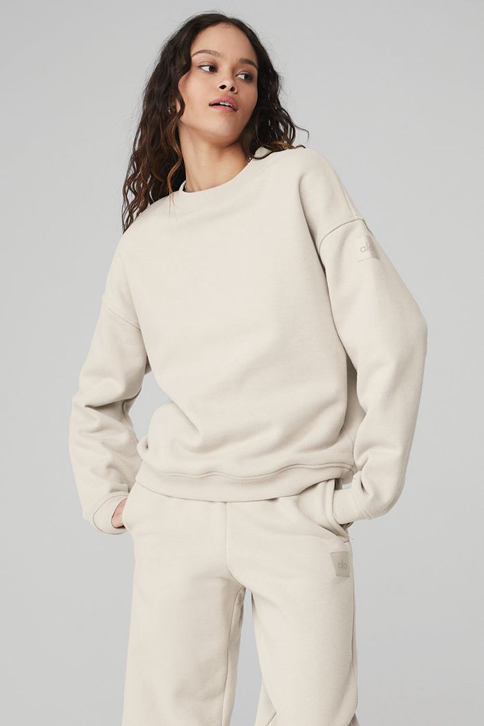 Beige Alo Yoga Renown Crew Neck Women's Pullover | 84610KOGS