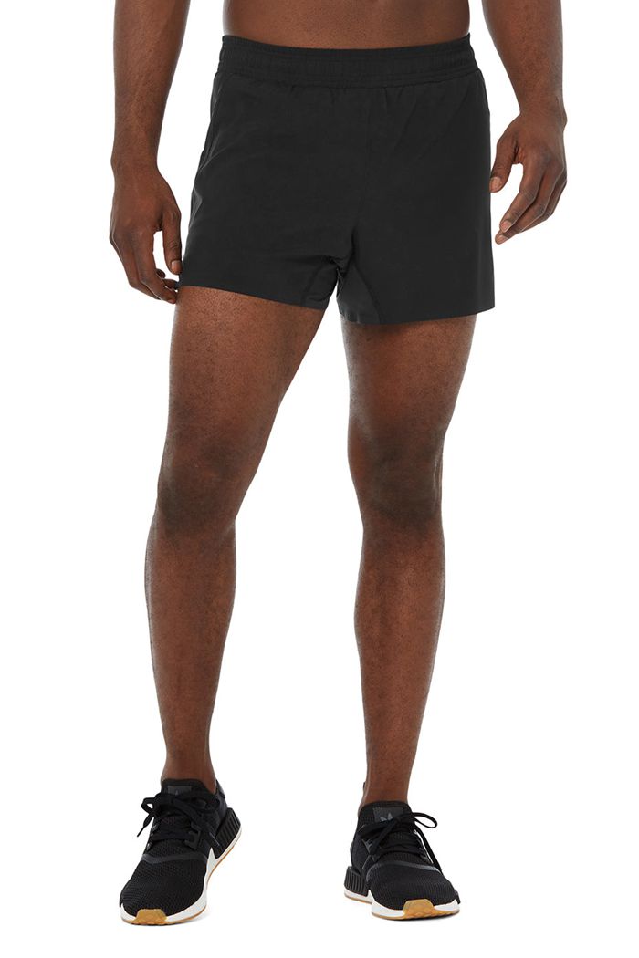 Black Alo Yoga 5" Adapt Running Men's Short | 69417ARWP