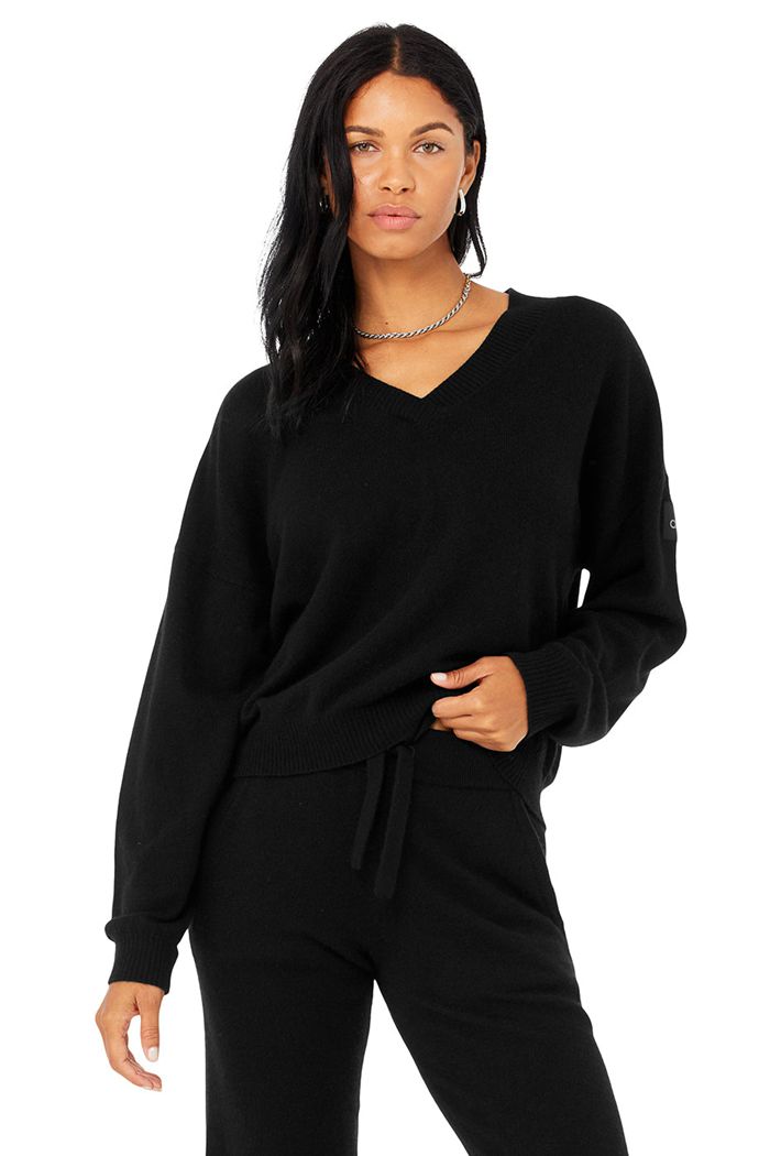 Black Alo Yoga Cashmere Jet Set V-Neck Women's Pullover | 09625QYJH