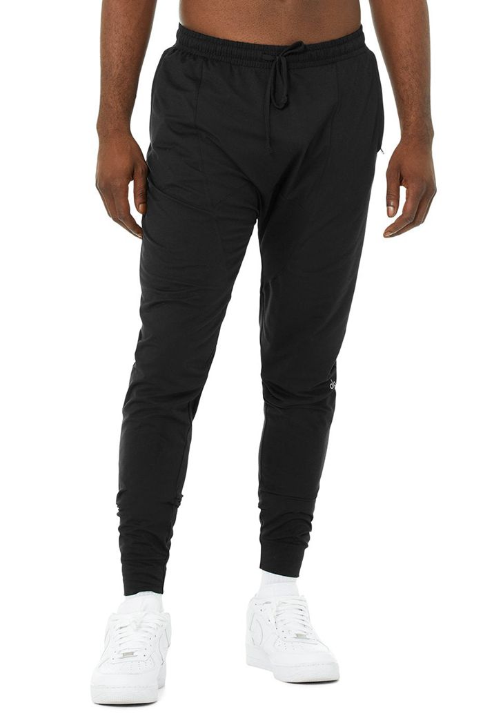 Black Alo Yoga Revitalize Men's Pants | 74135KBYI