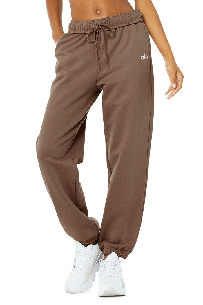 Brown Alo Yoga Accolade Sweat Women's Pants | 15308MAKH