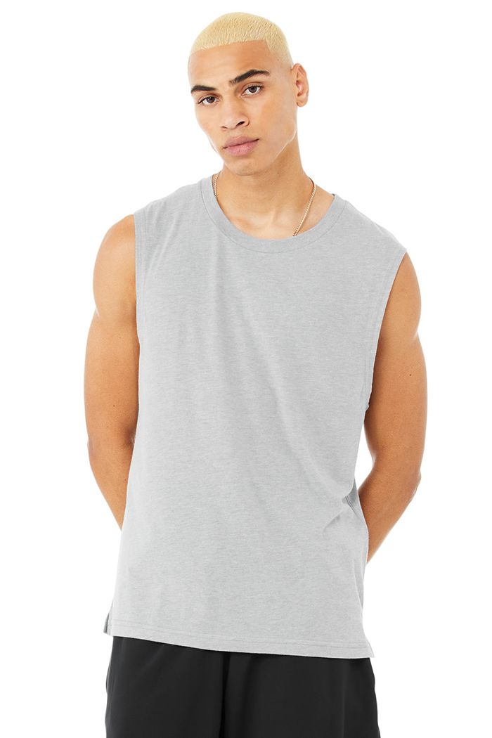 Grey Alo Yoga The Triumph Muscle Men's Tank Tops | 52138ZPCK