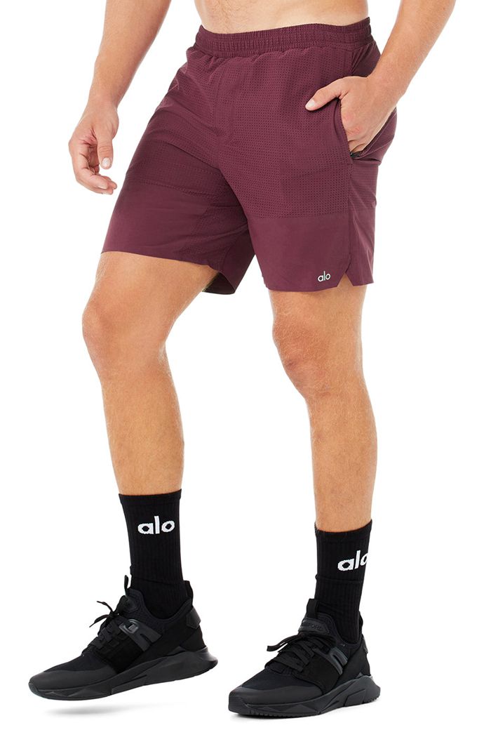 Red Alo Yoga 7" Traction Men's Short | 01293CVWN