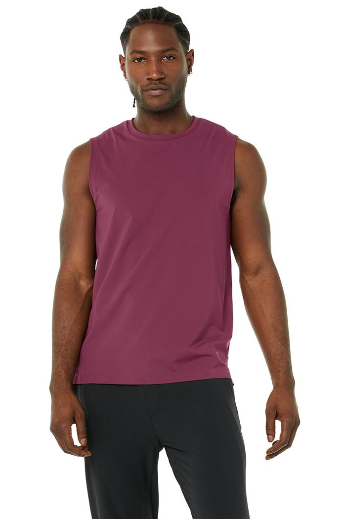 Red Alo Yoga Idol Performance Men's Tank Tops | 15327ZLGB