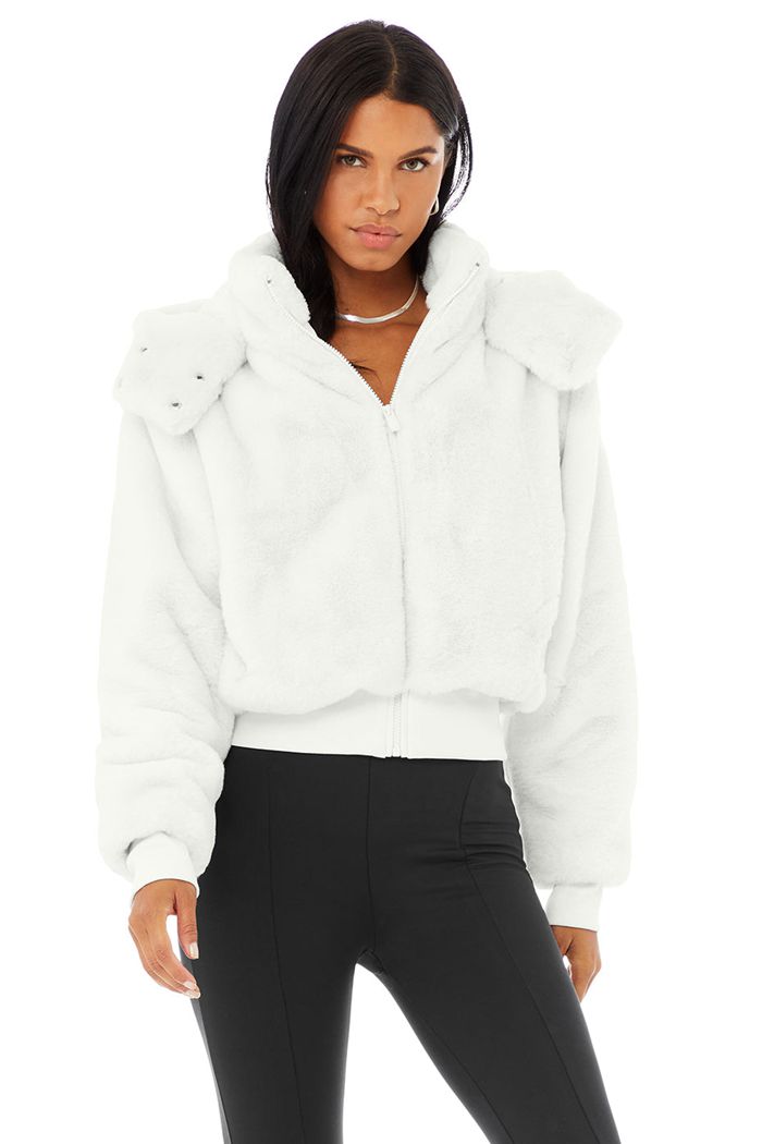 White Alo Yoga Faux Fur Foxy Women's Jackets | 38172MZJK