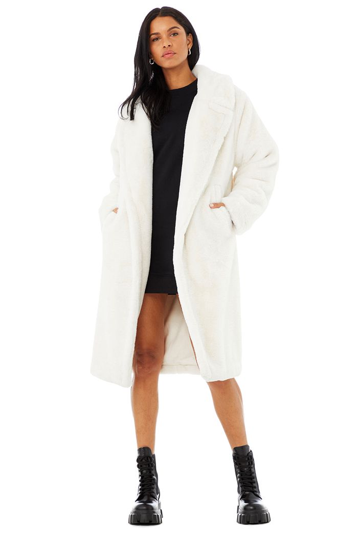 White Alo Yoga Oversized Faux Fur Trench Women's Coat | 27513JNTZ