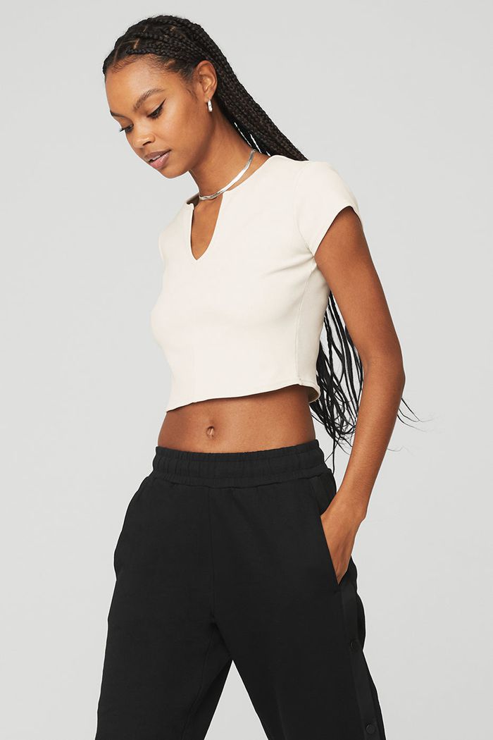 White Alo Yoga Ribbed Cropped Savvy Women's Short Sleeve | 53986ICQV