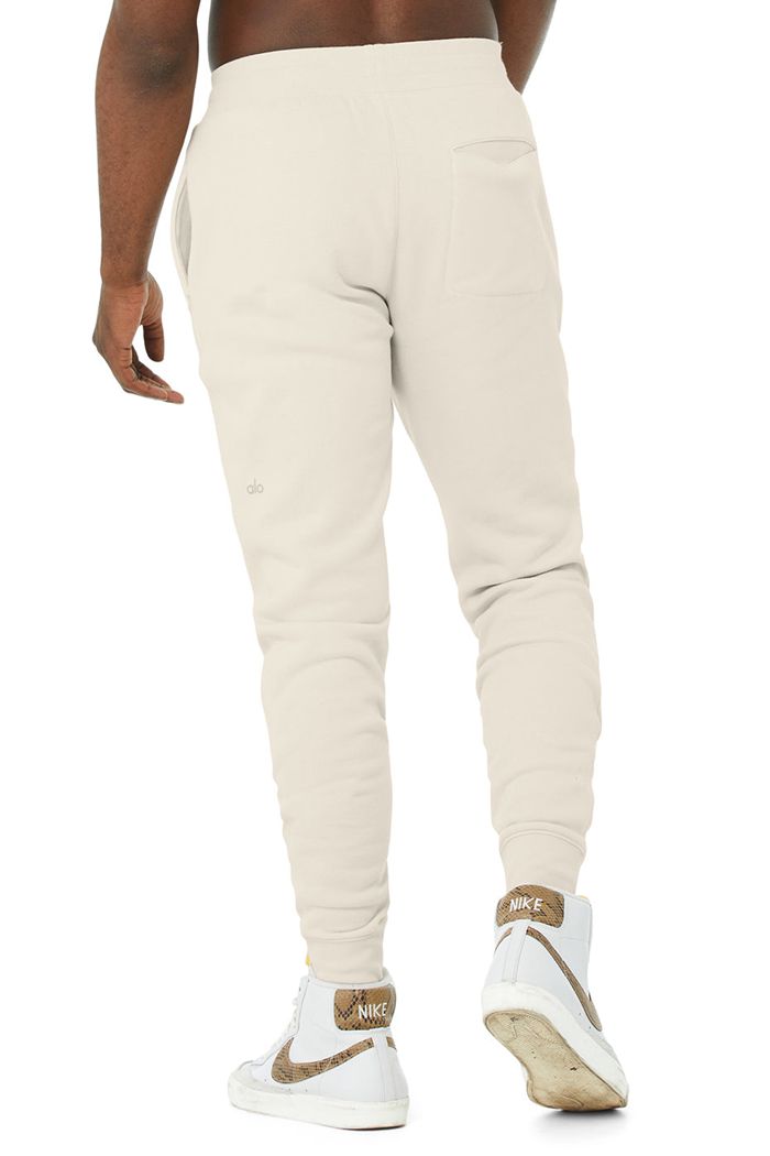 Beige Alo Yoga Baseline Sweat Men's Pants | 09627NIQP