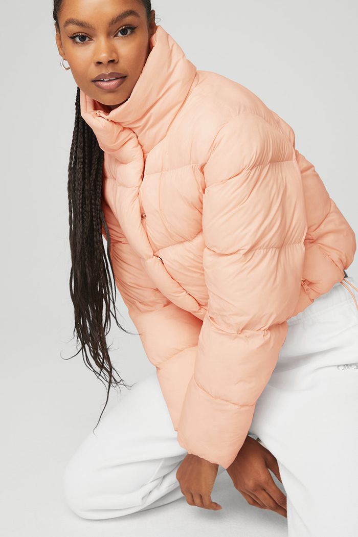 Beige Alo Yoga Gold Rush Puffer Women's Jackets | 45872OSKZ