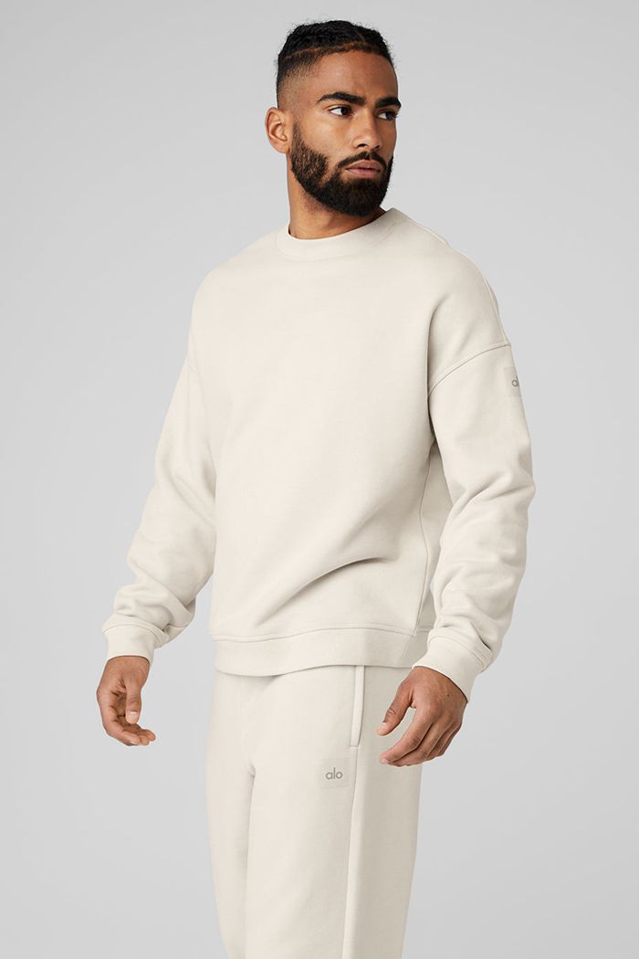 Beige Alo Yoga Renown Crew Neck Men's Pullover | 58196OPXU