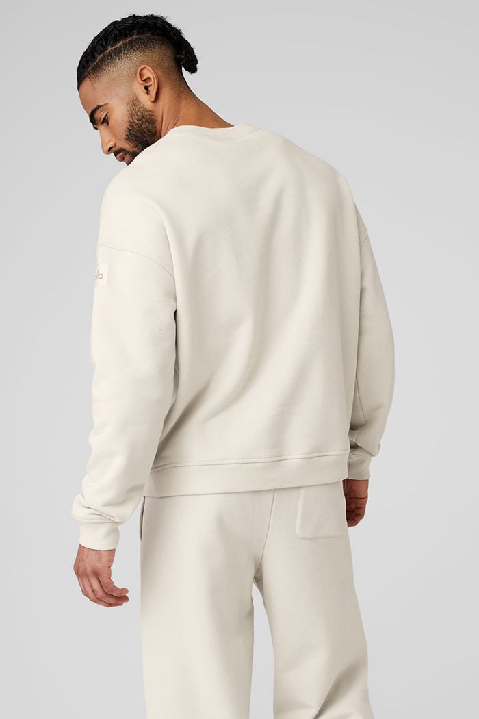 Beige Alo Yoga Renown Crew Neck Men's Pullover | 58196OPXU