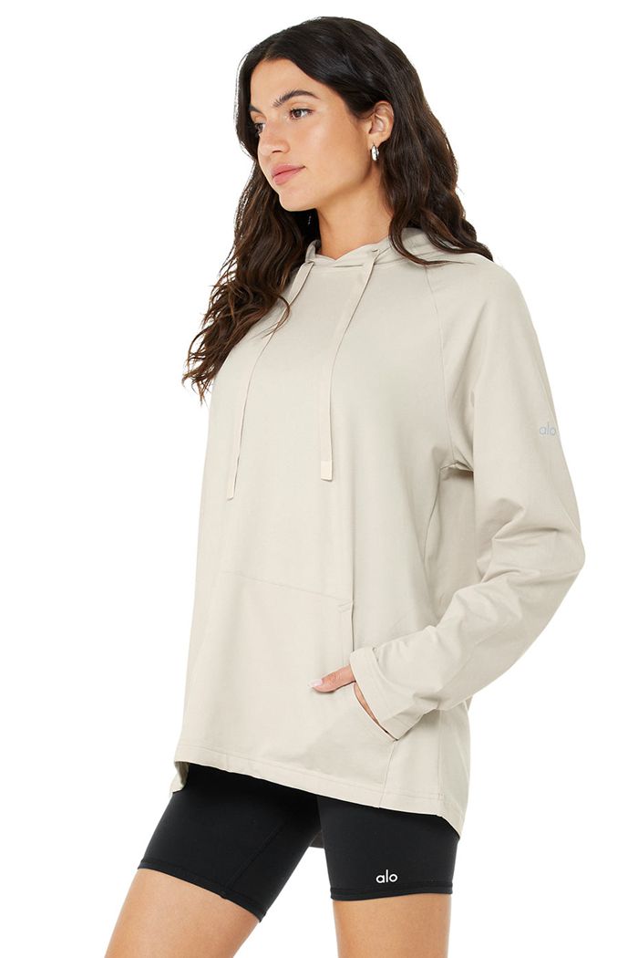 Beige Alo Yoga The Conquer Women's Hoodie | 95037GDTR