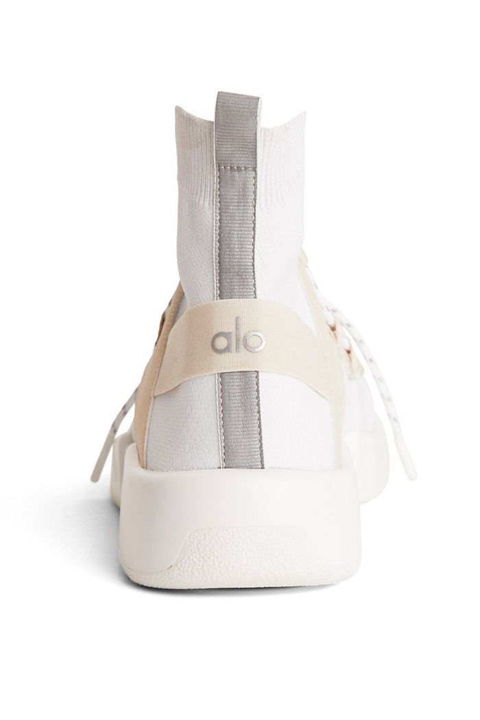 Beige Alo Yoga Wanderer Sneaker Women's Shoes | 13486FXNB