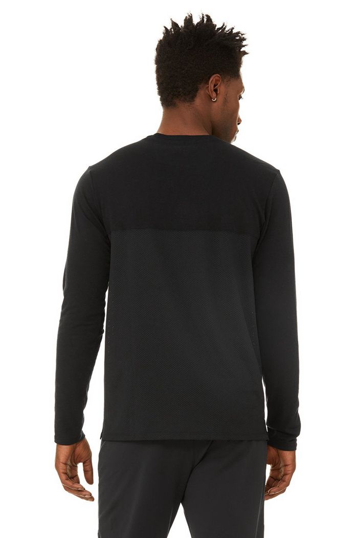 Black Alo Yoga Airwave Men's Long Sleeve | 20751MTEG