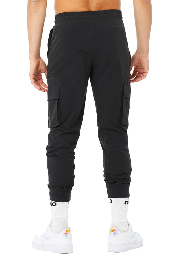 Black Alo Yoga Cargo Division Field Men's Pants | 91084OCNQ