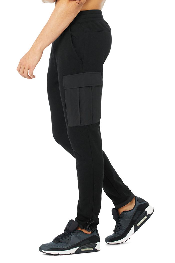 Black Alo Yoga Cargo Traverse Sweat Men's Pants | 51368TXQV