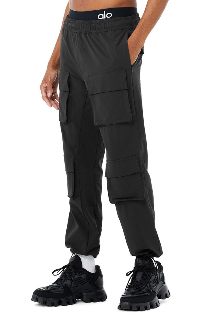 Black Alo Yoga Cargo Venture Men's Pants | 27496FHZW