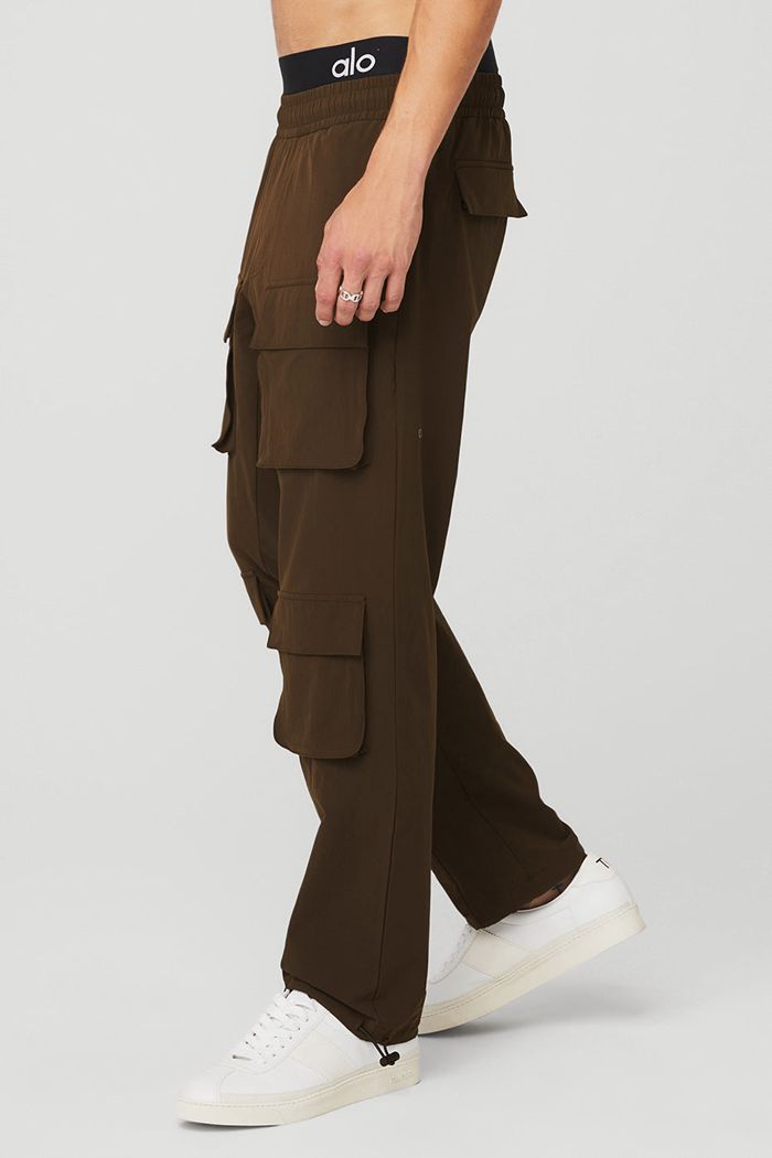 Black Alo Yoga Cargo Venture Men's Pants | 51674YEMI