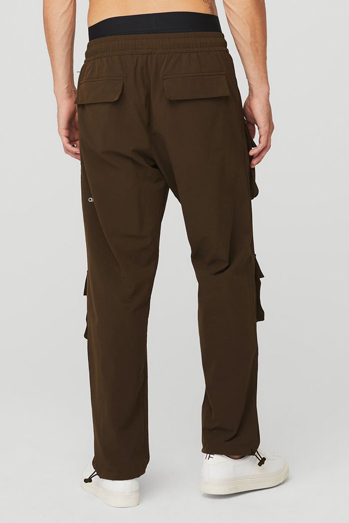 Black Alo Yoga Cargo Venture Men's Pants | 51674YEMI