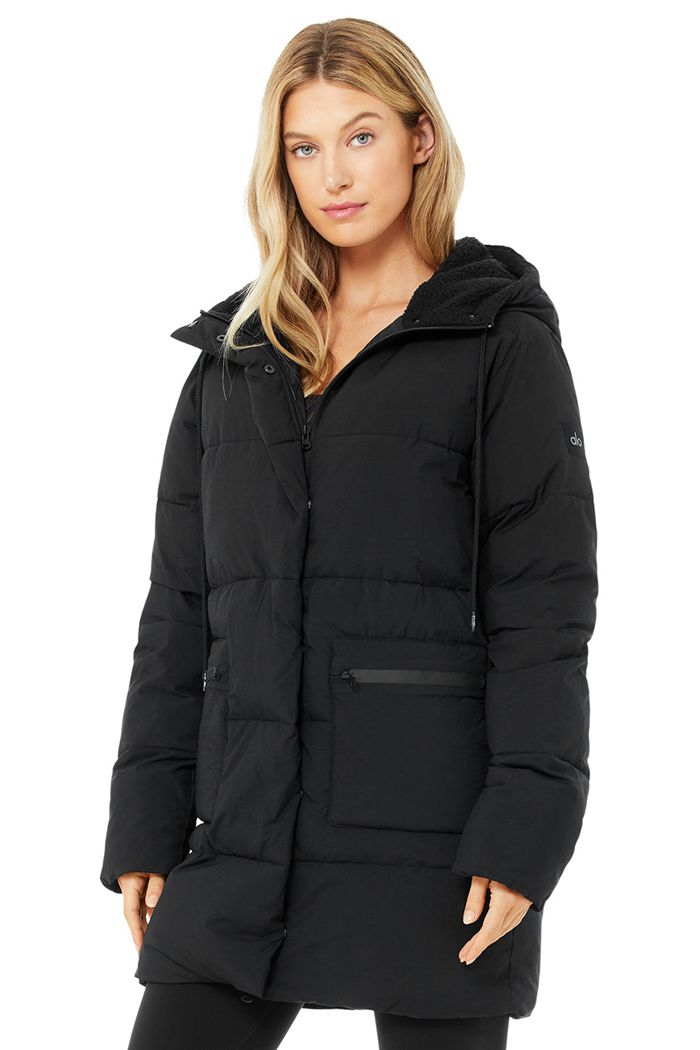 Black Alo Yoga Cypress Puffer Women's Jackets | 56431UFEW