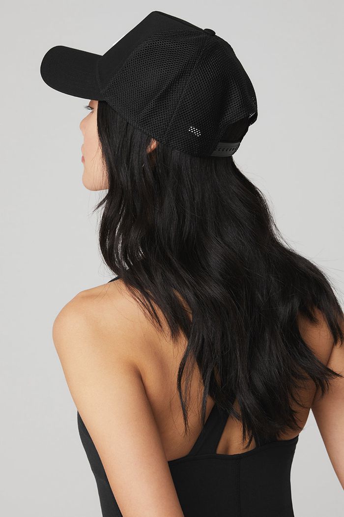 Black Alo Yoga District Trucker Men's Hats | 29065QLJM