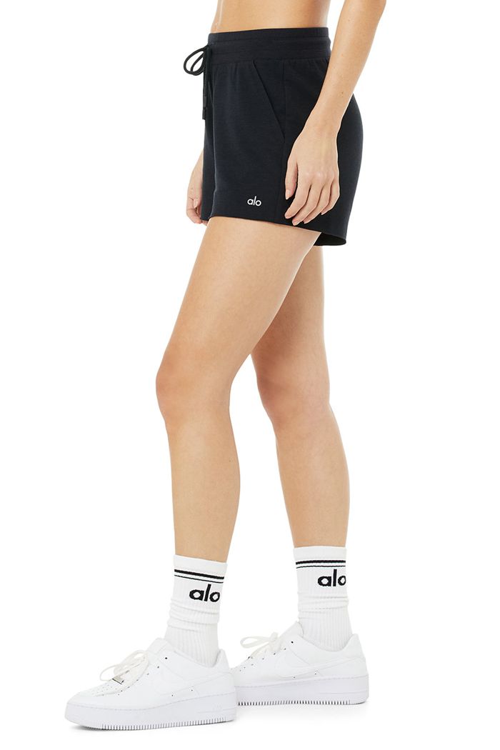 Black Alo Yoga Dreamy Women's Short | 80521HWGB