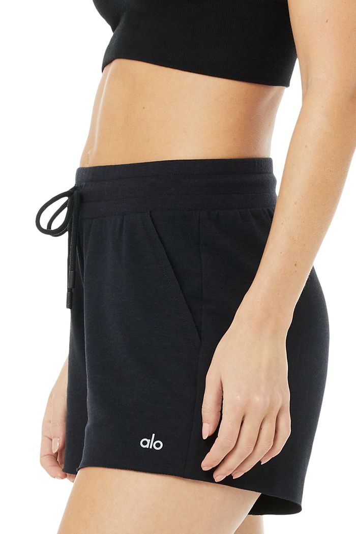 Black Alo Yoga Dreamy Women's Short | 80521HWGB