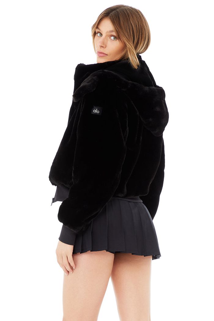 Black Alo Yoga Faux Fur Foxy Women's Jackets | 84162FOYV