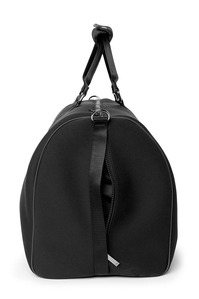 Black Alo Yoga Large Traverse Duffle Women's Bags | 90418GUBA