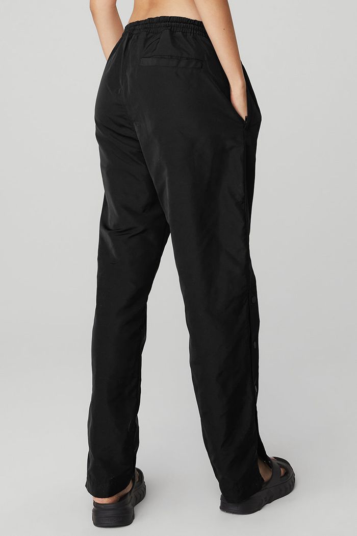 Black Alo Yoga Legend Snap Women's Pants | 29340MKEP