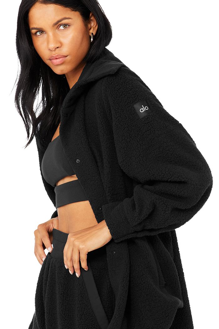 Black Alo Yoga Micro Sherpa Envy Shacket Women's Jackets | 28563IGKZ