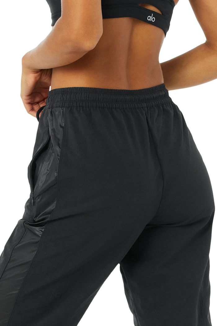 Black Alo Yoga Remix Women's Pants | 42167WLUM