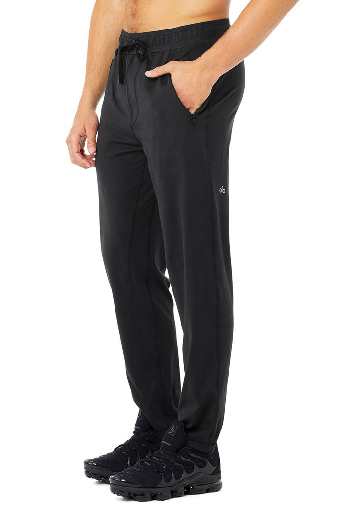 Black Alo Yoga Renew Lounge Men\'s Pants | 17648TLFB