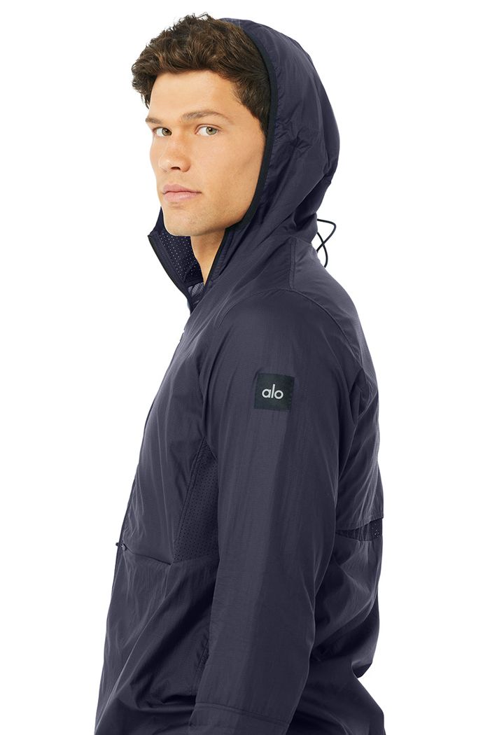 Black Alo Yoga Repeat Running Men's Jackets | 08954UVFX