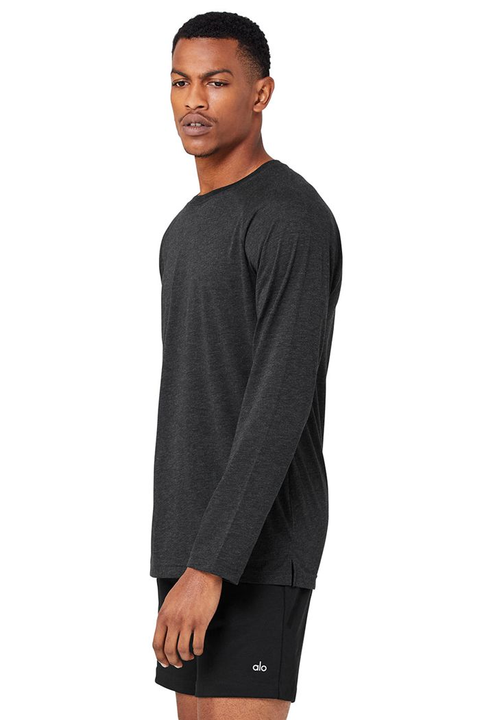 Black Alo Yoga Triumph Tee Men's Long Sleeve | 67913ZUGJ