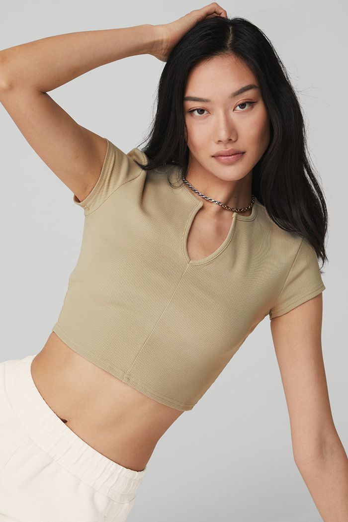 Brown Alo Yoga Ribbed Cropped Savvy Women's Short Sleeve | 51489ODLJ