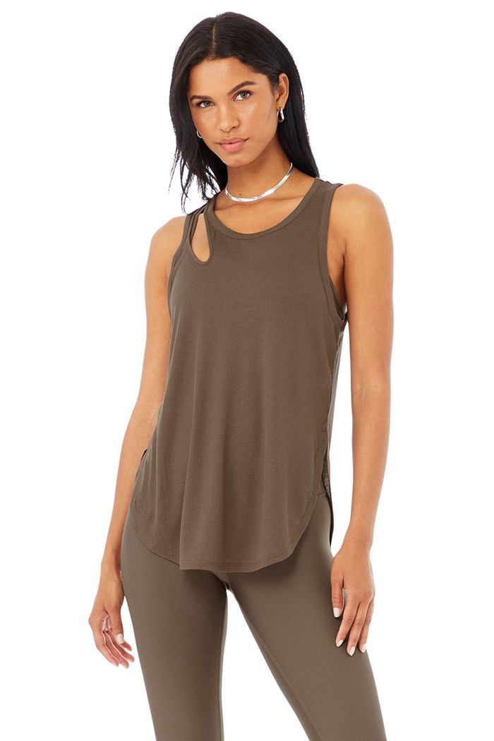 Brown Alo Yoga Ribbed Peak Women\'s Tank Tops | 78106ROLE