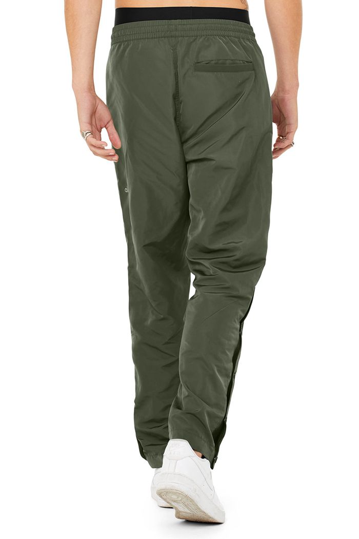 Dark Green Alo Yoga Legend Snap Men's Pants | 72149DSXE