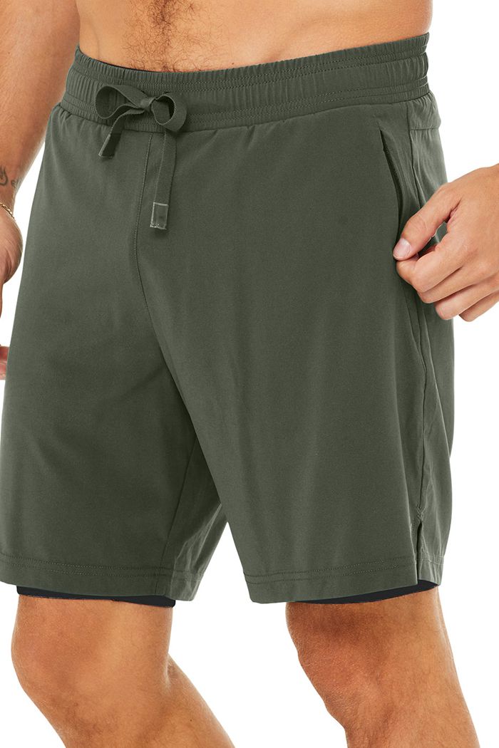 Dark Green Black Alo Yoga 7'' Unity 2 In 1 Men's Short | 75384WDXG