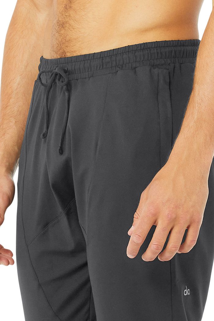 Dark Grey Alo Yoga Revitalize Men's Pants | 95148KJOM