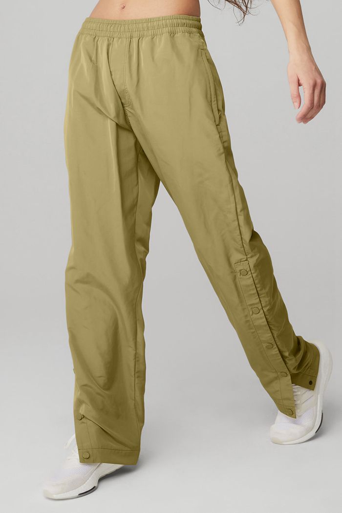 Green Alo Yoga Legend Snap Women's Pants | 08526VHEI