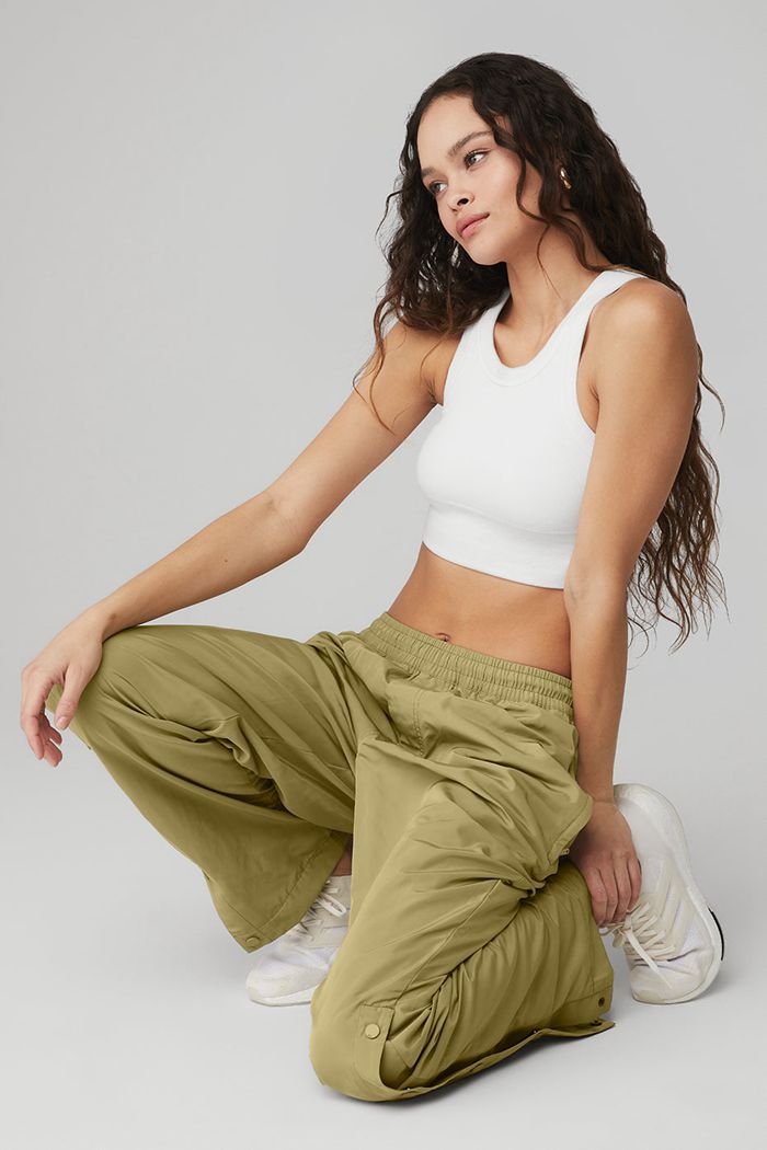 Green Alo Yoga Legend Snap Women's Pants | 08526VHEI