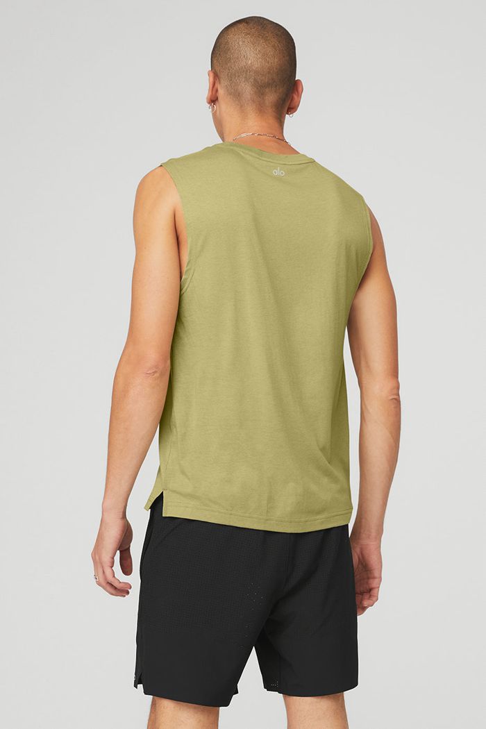 Green Alo Yoga The Triumph Muscle Men's Tank Tops | 81209FSKY