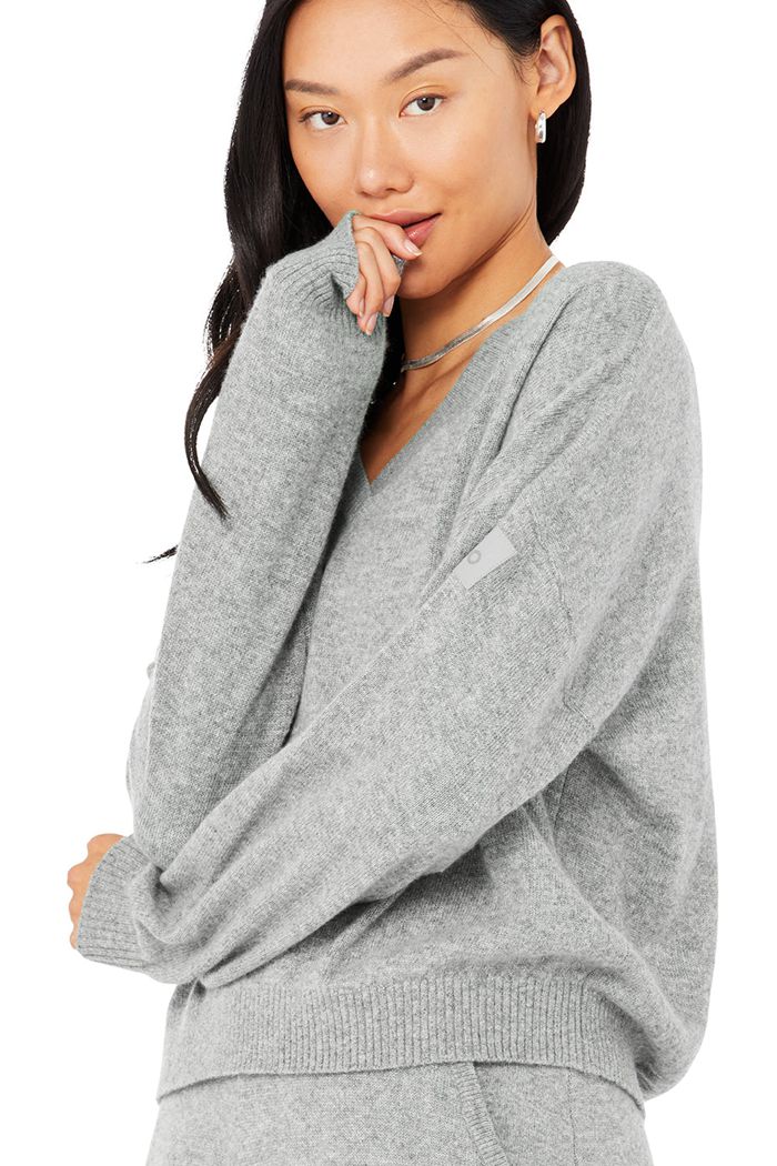 Grey Alo Yoga Cashmere Jet Set V-Neck Women's Pullover | 20917OLDJ