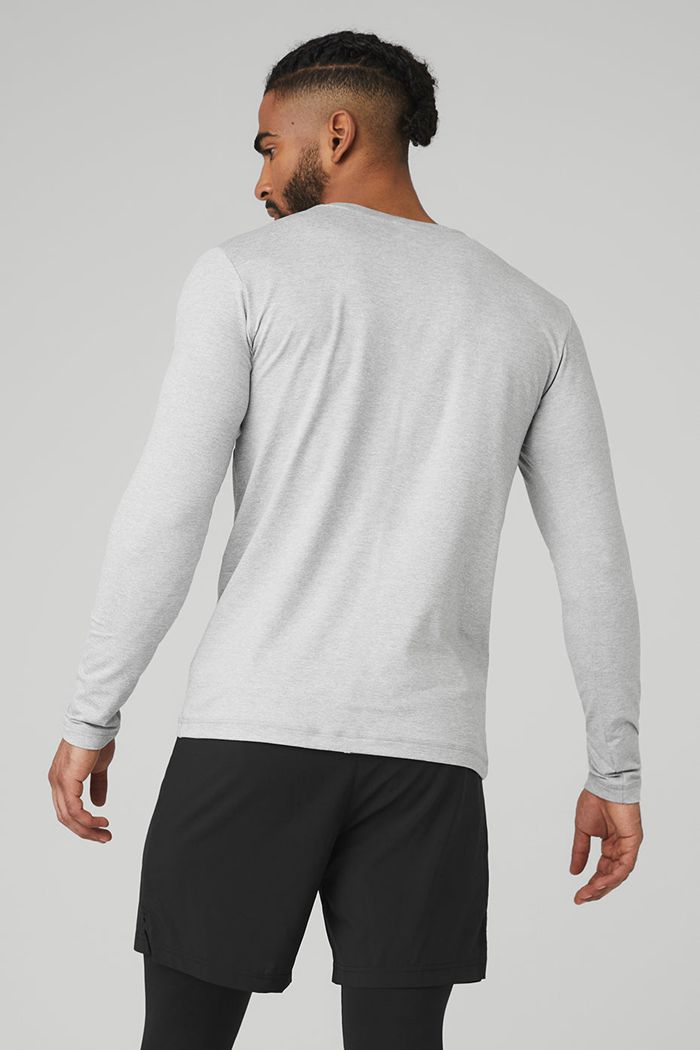 Grey Alo Yoga Conquer Reform Crewneck Men's Long Sleeve | 68403SAQB