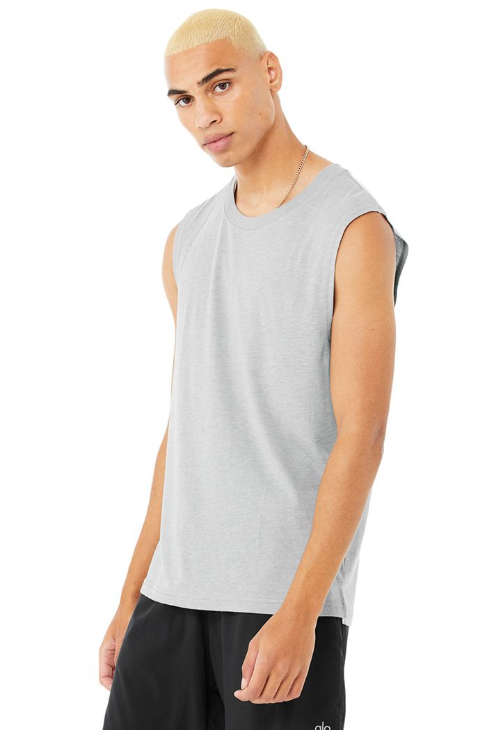 Grey Alo Yoga The Triumph Muscle Men's Tank Tops | 52138ZPCK