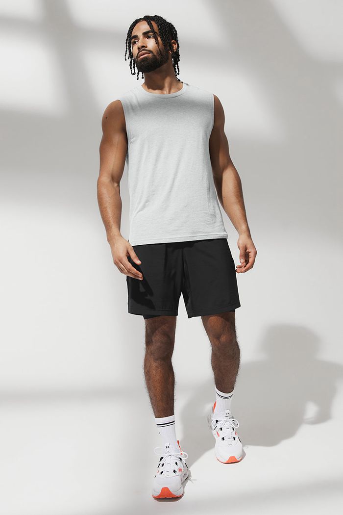 Grey Alo Yoga The Triumph Muscle Men's Tank Tops | 52138ZPCK