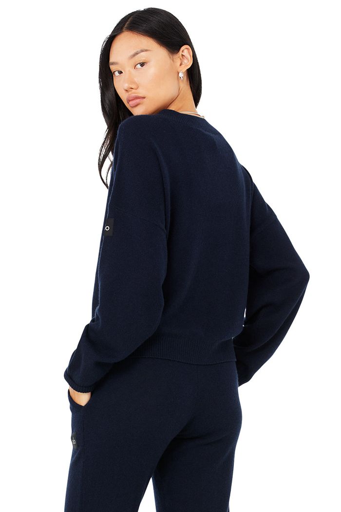 Navy Alo Yoga Cashmere Jet Set V-Neck Women's Pullover | 28069JFSH