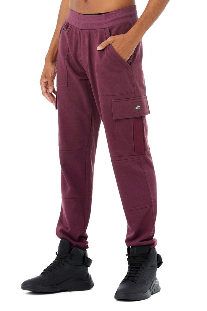 Red Alo Yoga Highline Cargo Sweat Men's Pants | 82539ILOP